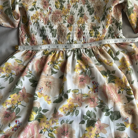 Ecowish - Square Neck Floral Dress - Picture 7 of 11